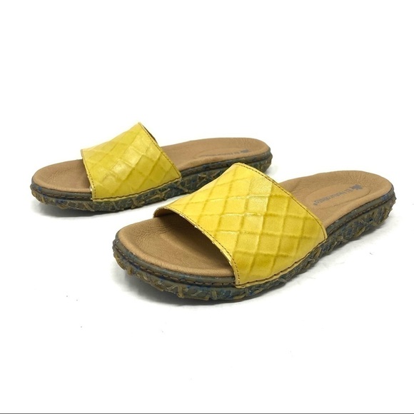 El Naturalista 5502 Redes slide sandals mustard - Picture 2 of 7